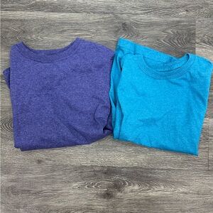 Fruit of the Loom 2 Tshirt Bundle Size Large (10/12)